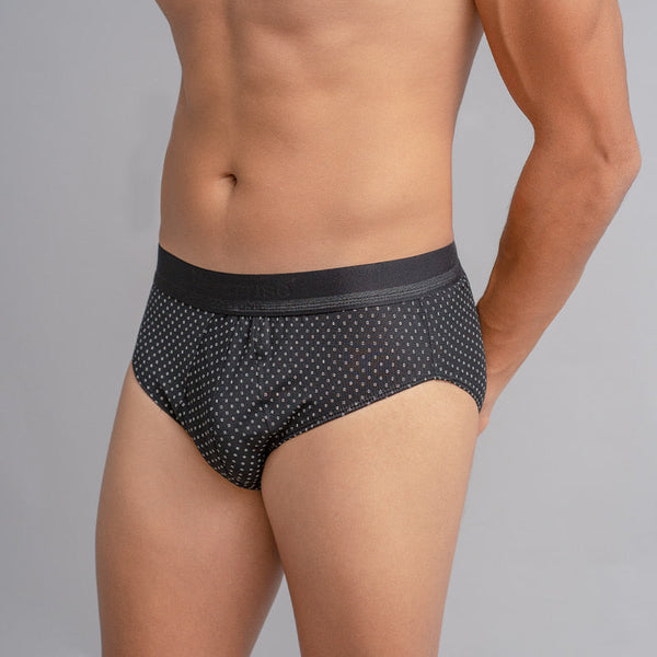 ملابس داخلية أنيقة من ماركات مصرية مشهورة - خطوط الملابس الداخلية المصرية المستدامة